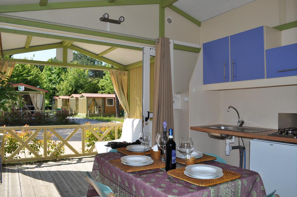 Camping Versilia Mare Hotel Lido di Camaiore Exterior photo